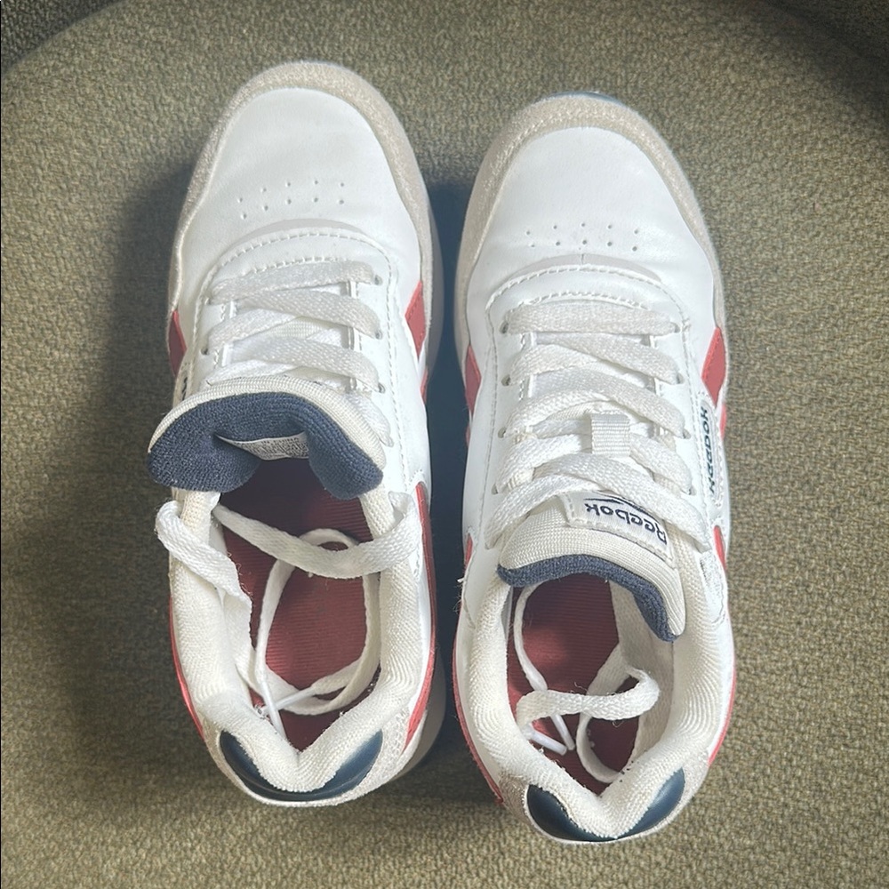 Reebok Classic White and Maroon Sneakers - Picture 4 of 4